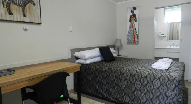 Golden Palms Motor Inn, Réserver Hôtel  