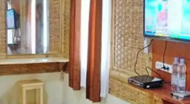 Вилла Premium Hotel O Penginapan Putri Asih Sawarna