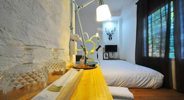 Pyat Music and Artel Guesthouse