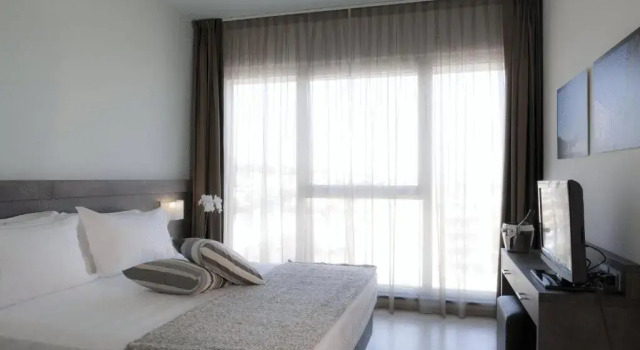 Blu Arena Hotel, Rezervovat Hotel  