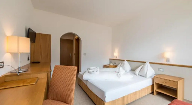 Двухместный номер Standard с балконом Hotel Taufers