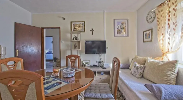 3 bedroom apartment Nik, Rezerwuj Apartament Hotele w Split-Dalmatia County z parkingiem, Parking