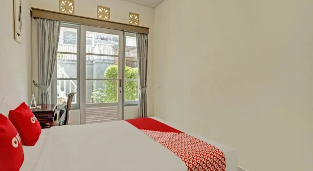 OYO 3958 Pondok Ayu Homestay, Забронировать Отель Отели провинции Бали с завтраком, Завтраки