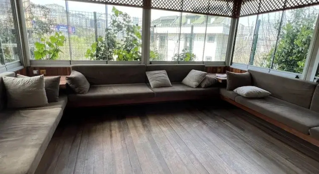NEAR SUITES, Varaa Hotelli Hotellit Marmara-alue pysäköinnillä, Pysäköinti