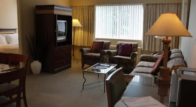 Люкс с 2 комнатами Rosellen Suites at Stanley Park