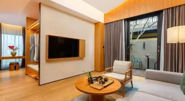 Люкс Deluxe Jianshui Yanqi Lake Hotel