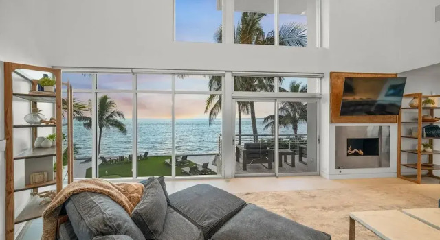 Endless Horizon in Siesta Key, Забронировать Дом для отпуска Отели Сиеста-Ки с парковкой, Парковка