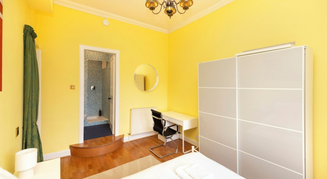 Stylish Southside Flat Near Old Town, Забронировать Апартаменты/квартира Старый город Эдинбург, рядом с Национальный музей Шотландии