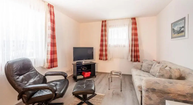 Via Caglims F11, Buchen Sie Ferienwohnung Flims 