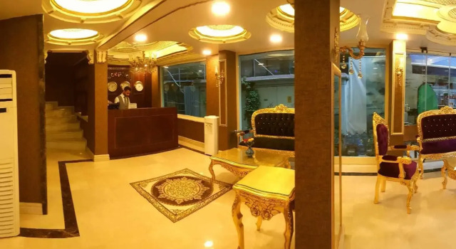 Napolyon Hotel, Varaa Hotelli Hotellit Marmara-alue pysäköinnillä, Pysäköinti