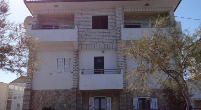 Apartments Babin, Rezerwuj Apartament Hotele w Split-Dalmatia County z parkingiem, Parking