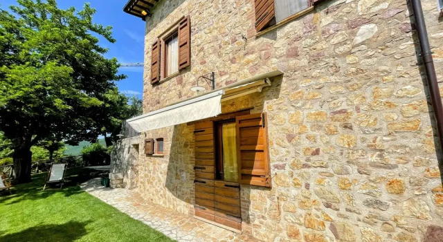 Torretta Sleeps 5 With Pool and Exclusiv, Varaa Lomakoti Spoleto Umbria