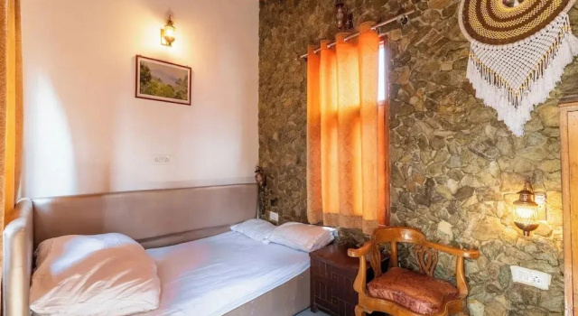 Номер Economy Stone Heritage Mukteshwar