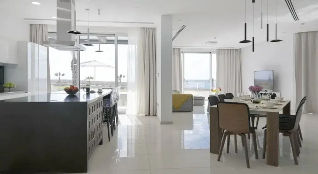 Beachfront Luxury Villa Glory, Забронировать Вилла Виллы Айия-Напа, рядом с Парк скульптур в Айя-Напе, Вилла