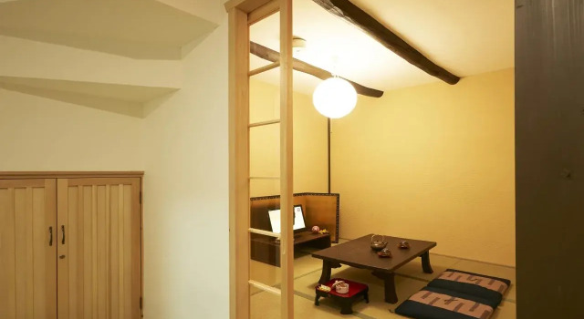 Guest house Connection Chionin, Забронировать Гостевой дом Ине Киото, рядом с Kyoto City KYOCERA Museum of Art