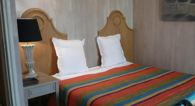 Двухместный номер Comfort с балконом Le Petit Trianon et le Charme des Suites