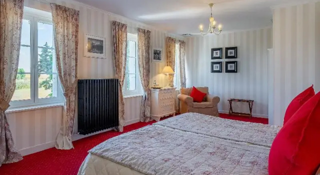 Полулюкс Superior Le Fleuray Hotel & Restaurant