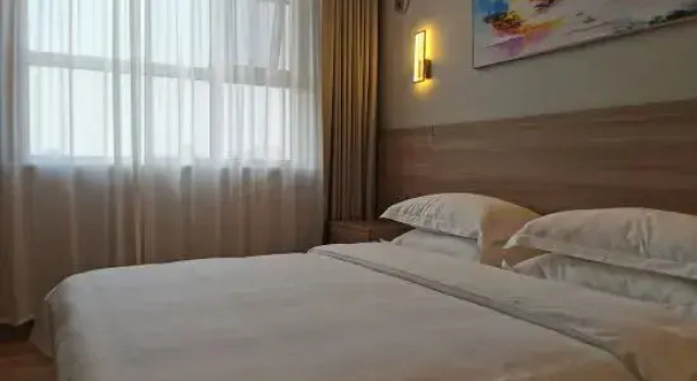 Люкс Shijiazhuang Yichen Business Hotel
