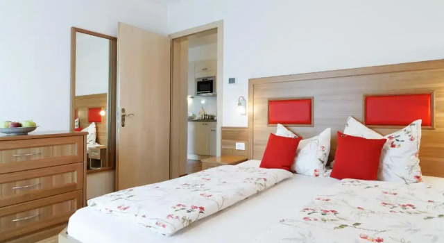 Апартаменты Superior Residence Neuhäuslhof, Apartments Meran, GuestPass