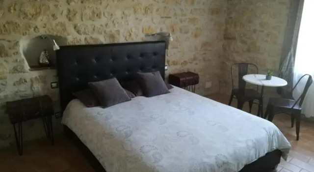 Номер Standard VILLA ARTEMIA - chambre d hôtes labellisée massages-piscine-climatisation