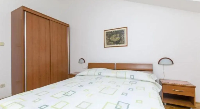 Апартаменты Apartments and rooms Mate1-near sea