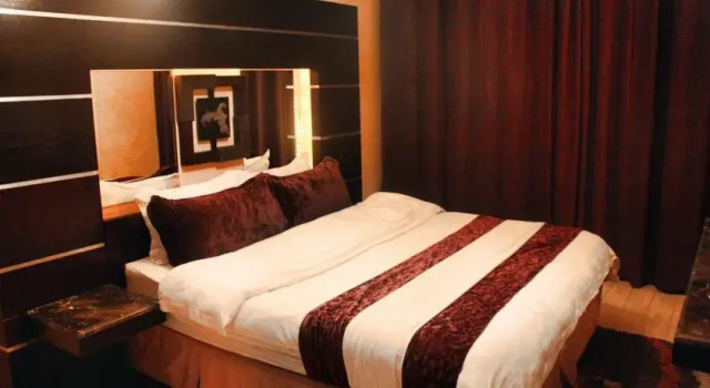 Niara Hotel Suites Al Malaz, Забронировать Отель Аль-Малаз Эр-Рияд, рядом с Стадион принца Фейсала бин Фадха
