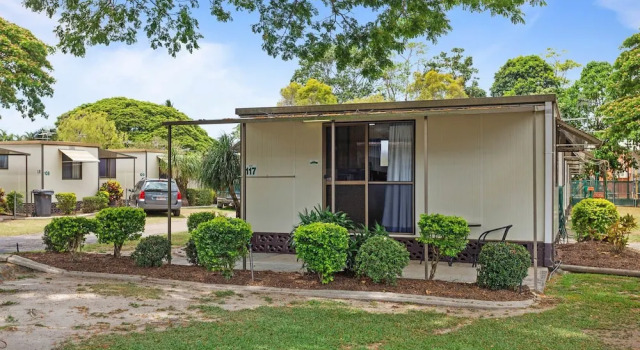 Номер Standard First City Caravilla