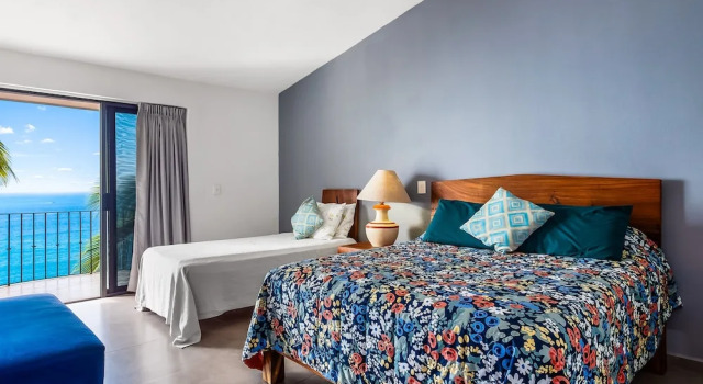 Bright Ocean-view 2-story Condo Near Beach With Pool, Balcony & Full Kitchen