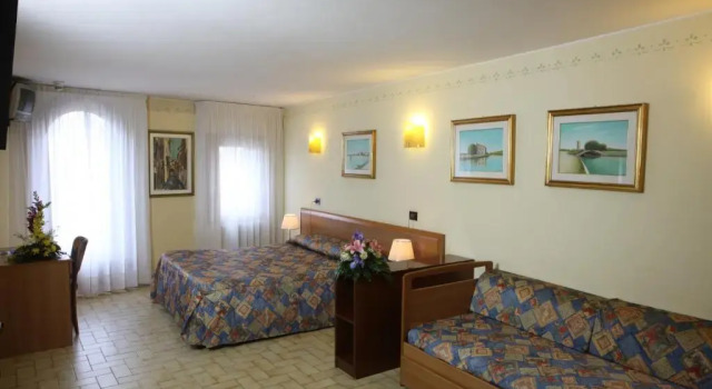 Четырёхместный номер Standard Albergo Alla Campana