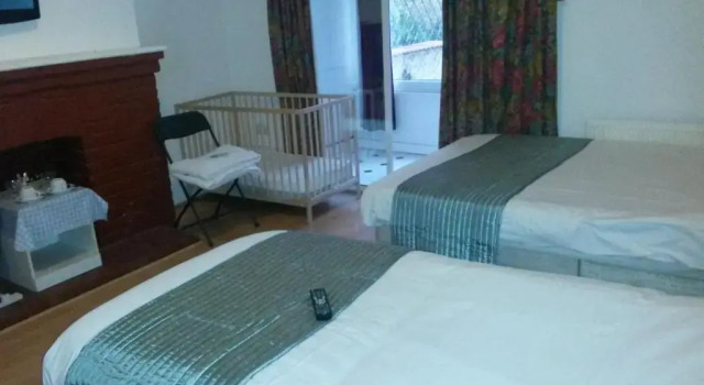 Семейный номер Standard Cedars House Hotel