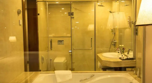 Двухместный номер Signature Panorama с видом на море Marino Beach Colombo