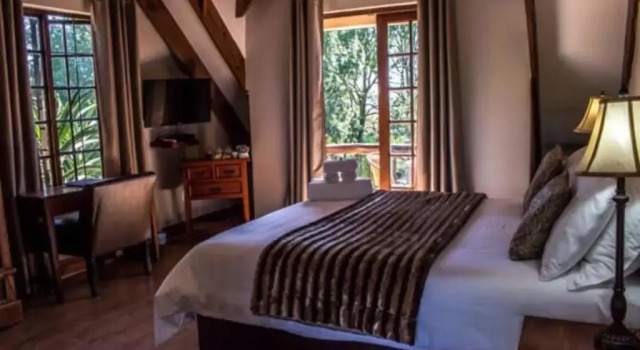 Kangelani Lodge, Reservar Casa de hóspedes Hotéis em KwaZulu-Natal com piscina, Piscina