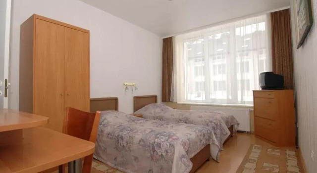 Azuolynas, Rezervasyon Otel Juodkrantė Neringa