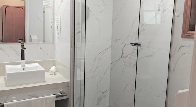 Номер Standard St Georges Motor Inn