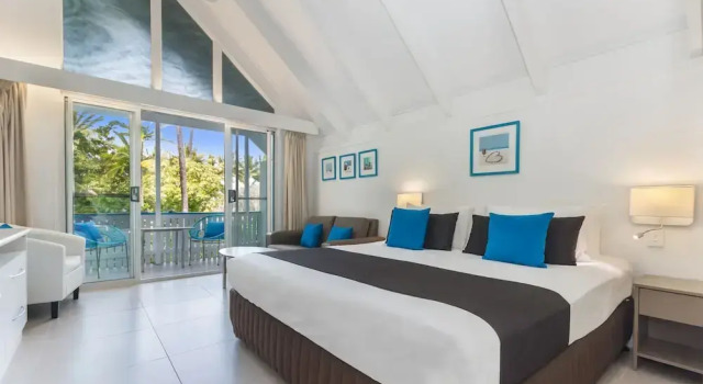 Апартаменты с 2 комнатами с балконом By The Sea Port Douglas