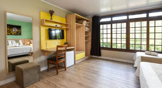 Четырёхместный номер Luxury Pousada Três Pinheiros