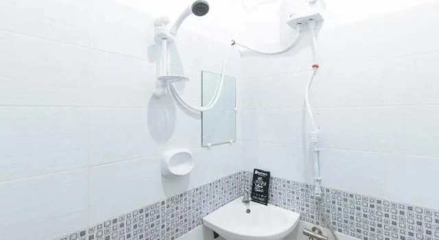 Люкс Standard RedDoorz Near Iloilo International Airport