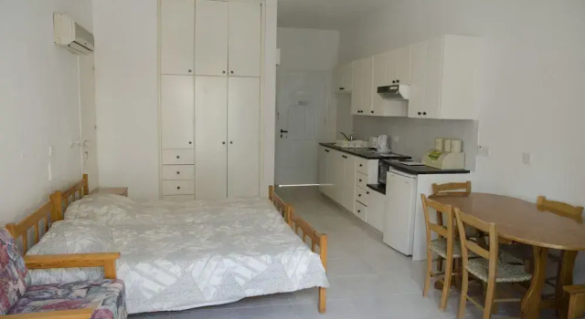 Kozis Hotel Apts