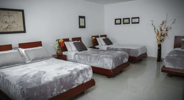 Семейный номер Standard c 1 комнатой с балконом Cariongo Plaza Hotel