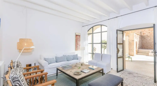 Batolla, Book Hotel Campos 