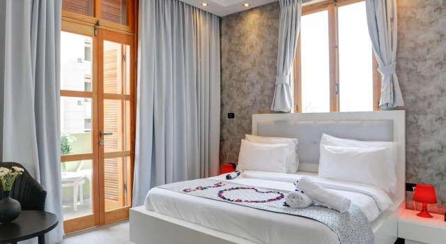 Residence Suites Hotel