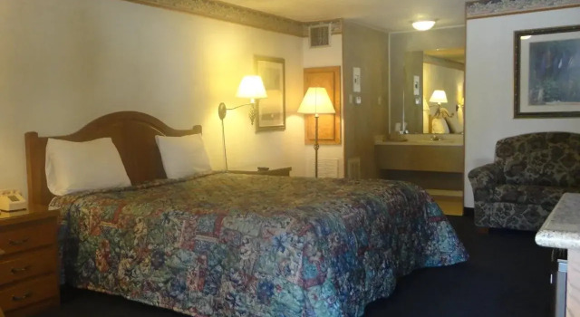 Garden Inn and Suites Silsbee, Boek Hotel Silsbee Texas