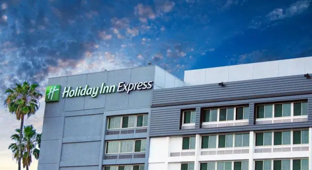 Студия Holiday Inn Express Van Nuys by IHG