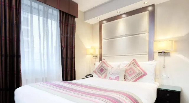 Двухместный номер Superior Grand Royale Hyde Park