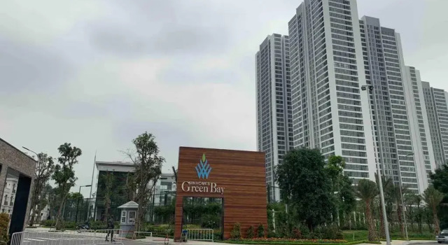 1 bedroom with twin bed in Vinhomes GreenBay Hanoi