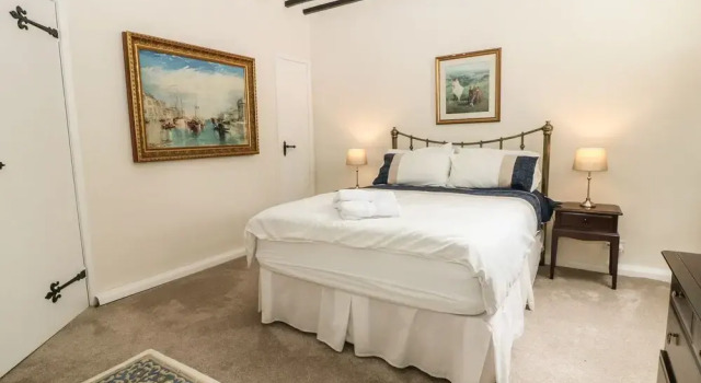 Afon Morfa, Book Hotel Arthog Gwynedd