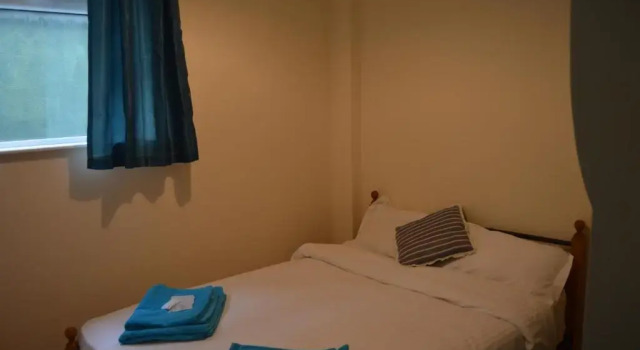 Апартаменты Central Cove Guesthouse