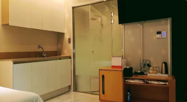 Люкс Deluxe Gukje Business Hotel
