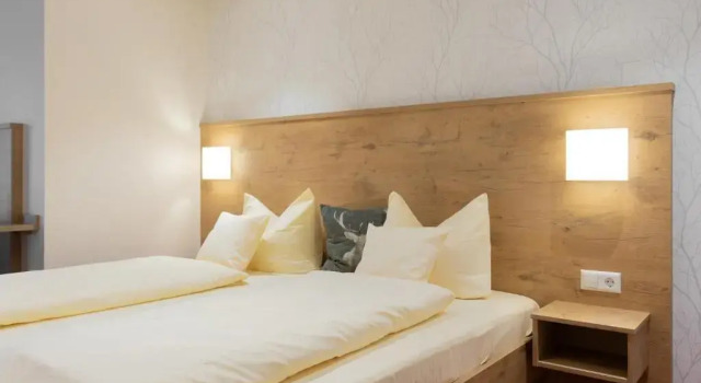 Четырёхместный номер Standard с балконом и с видом на горы DEVA Hotel Renchtalblick