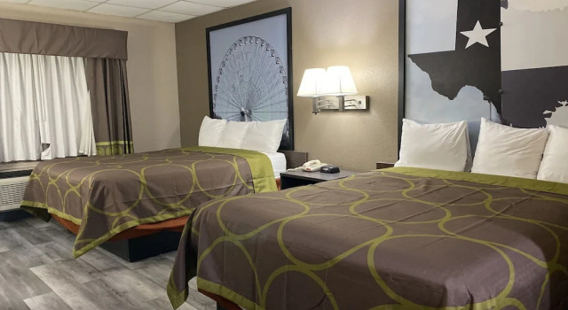 Super 8 by Wyndham Gainesville TX, Забронировать Отель Отели Texoma 3 звезды, 3*